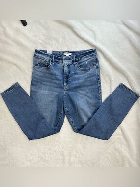 NWT Good American Good Legs Crop Jeans | Size 14 / 32 | Inseam 27"